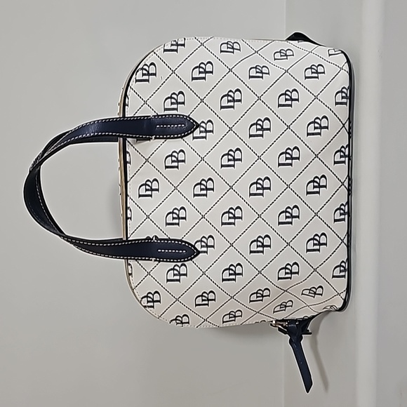 Dooney Bourke Purse - Picture 2 of 4